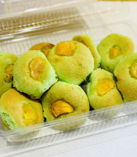 TRỨNG MUỐI LÁ DỨA